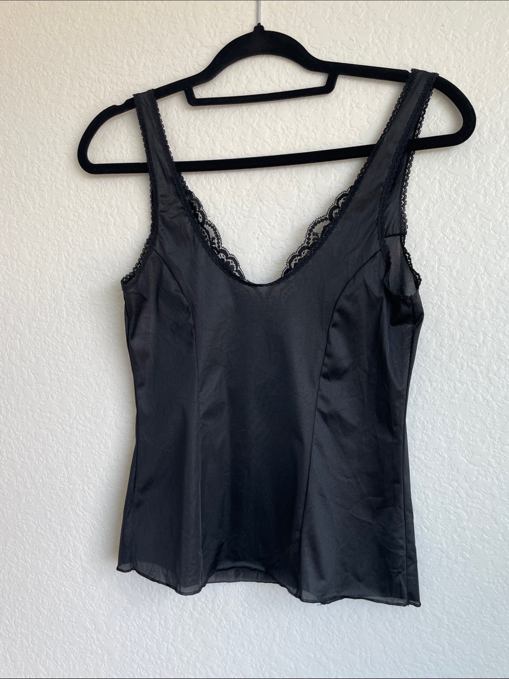 vassarette Black Satin Lace-Trim Camisole • Size 34 - Picture 6 of 11